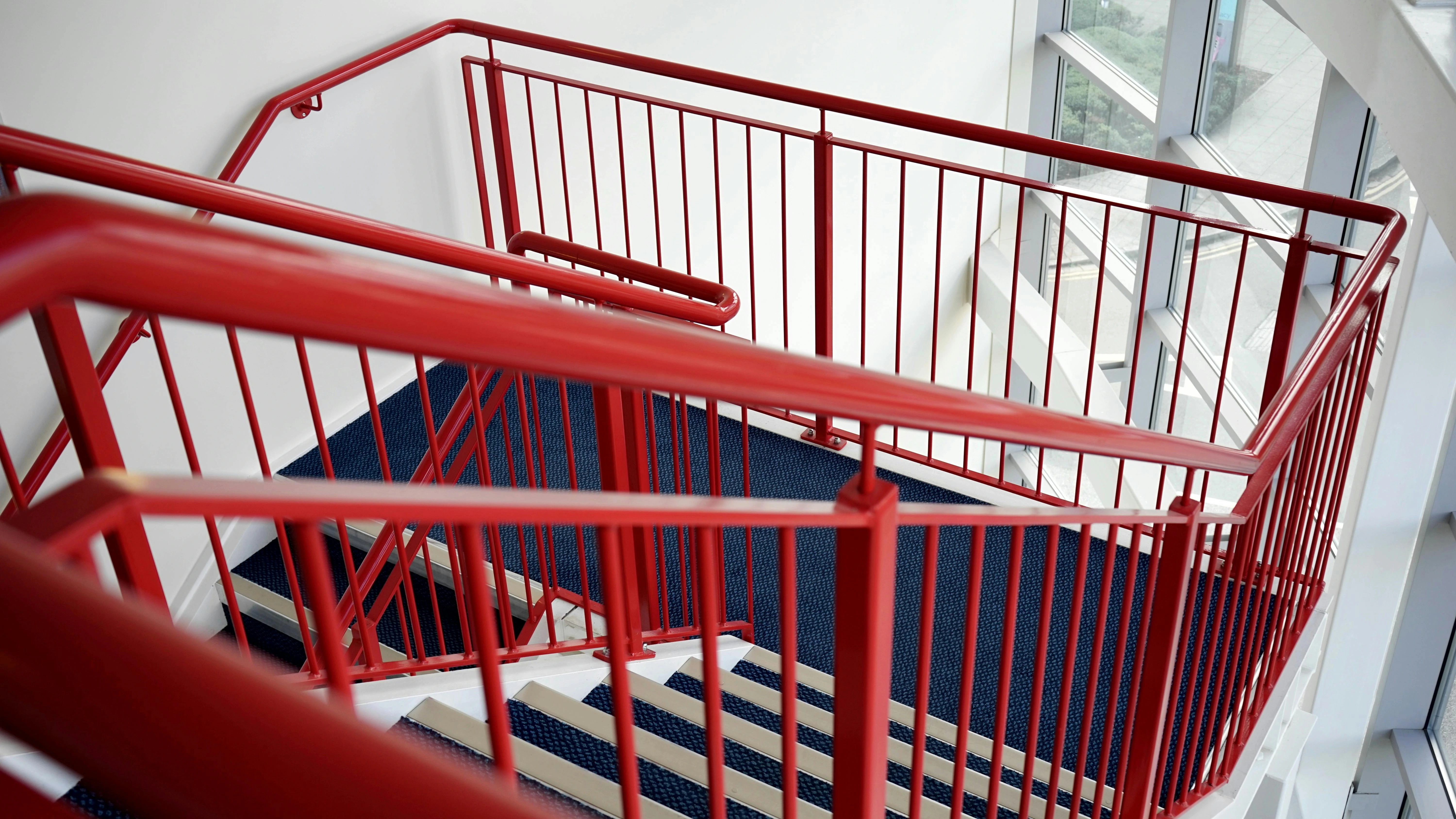 Durable wrought iron staircase balustrade 